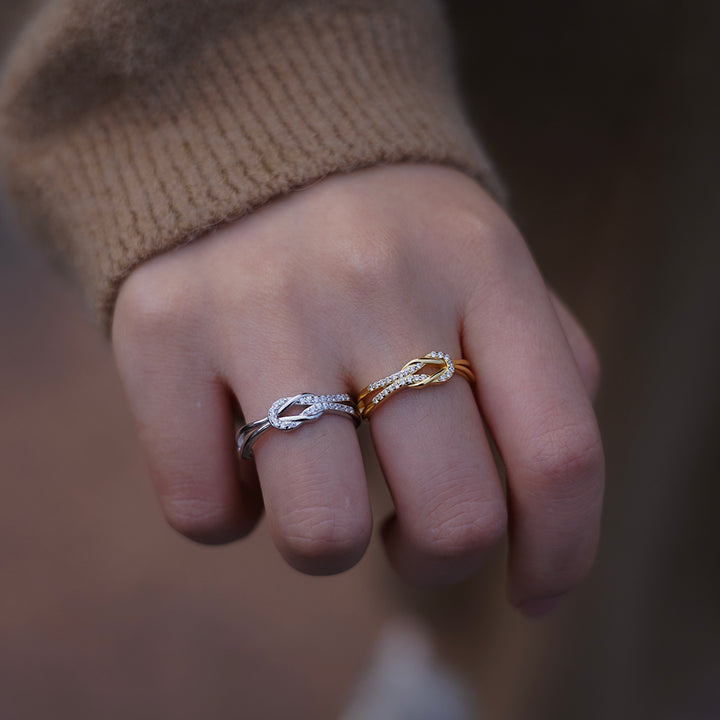 Anillo de nudo de plata de ley