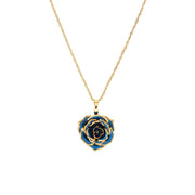 Collier avec pendentif en véritable rose