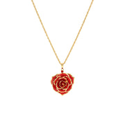 Collier avec pendentif en véritable rose