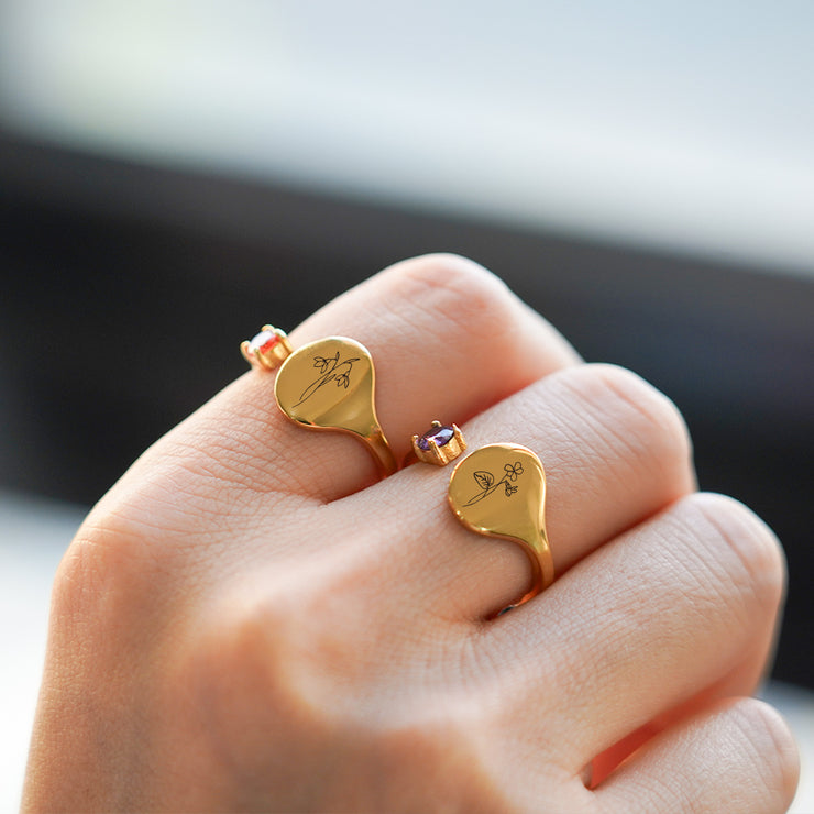 Bague avec fleur de mois de naissance et pierre de naissance